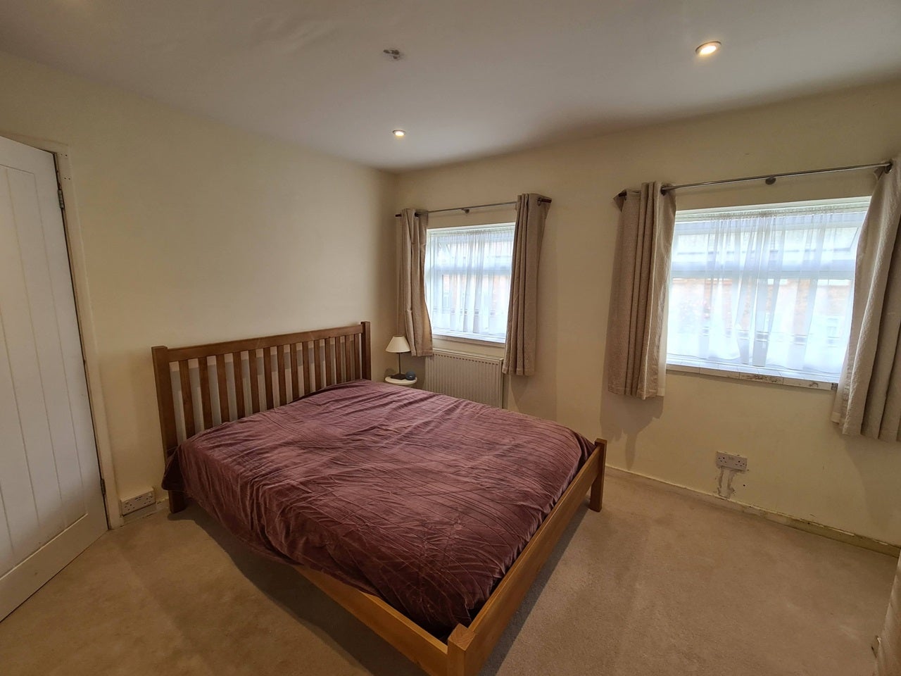 Room Hillfield Road in Sevenoaks