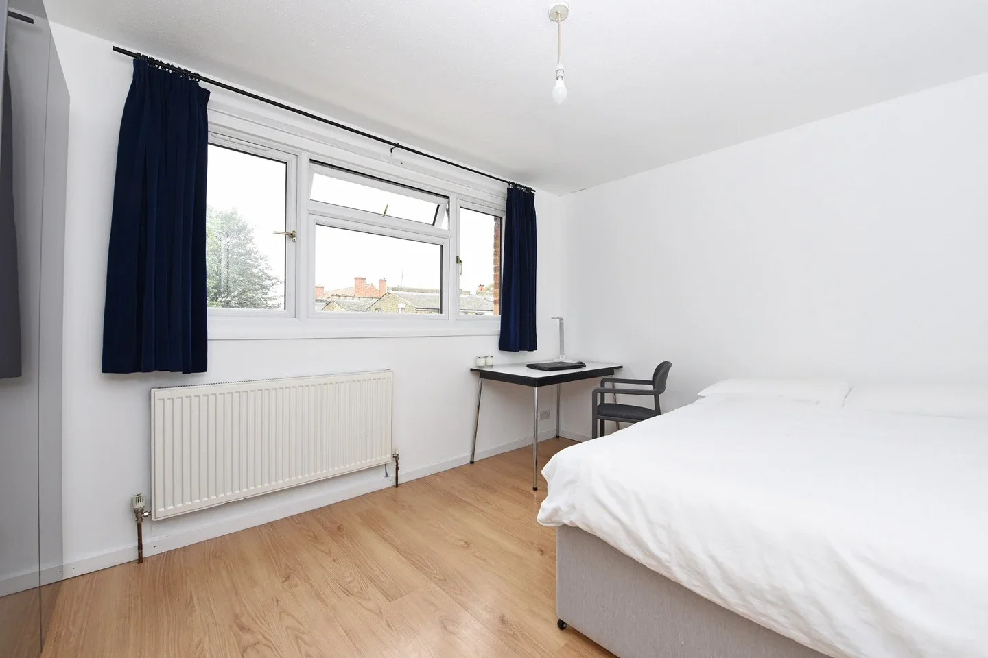 House Cicely Road in Greater London