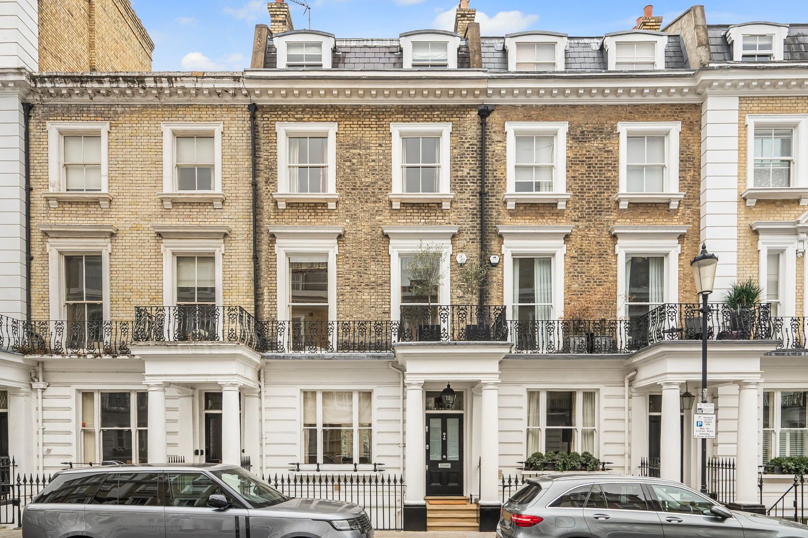 House Neville Street in Greater London
