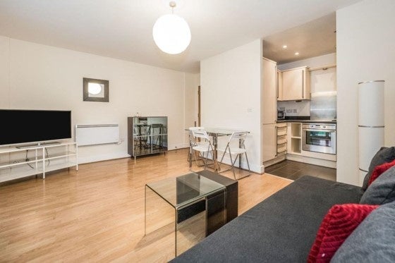 Flat Talwin Street in Greater London