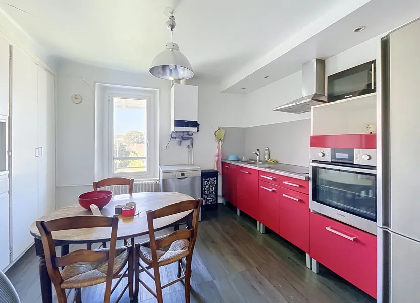 Flat Avenue Lahubiague in Bayonne
