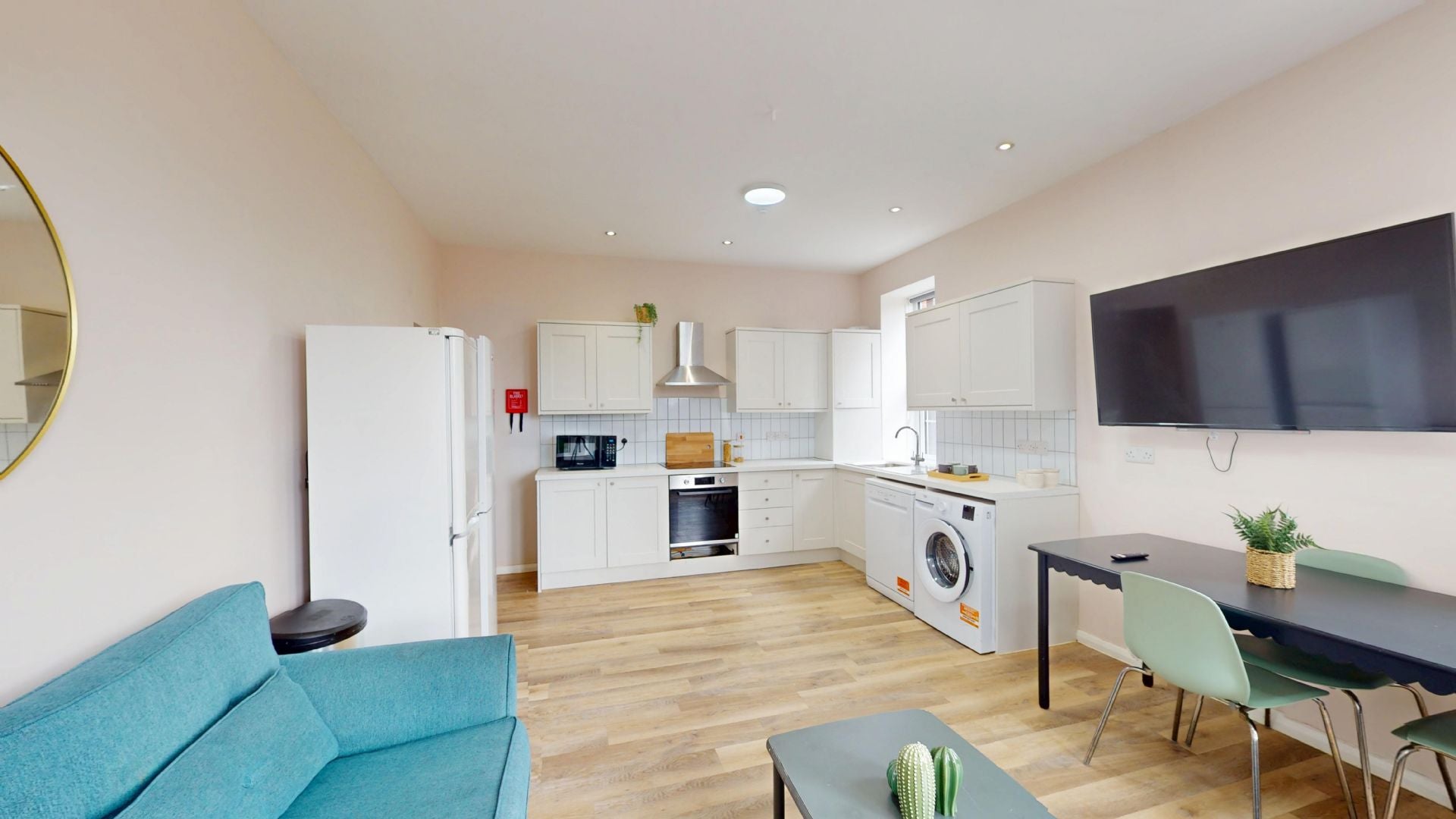 Room Cranmer Street in Nottingham