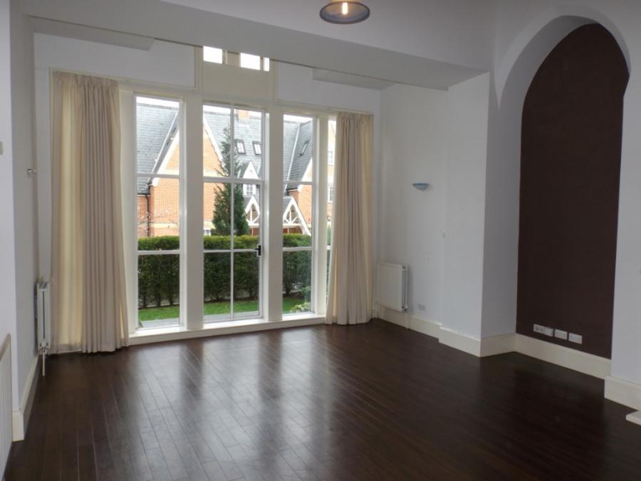 Flat Frome Park in Bartestree