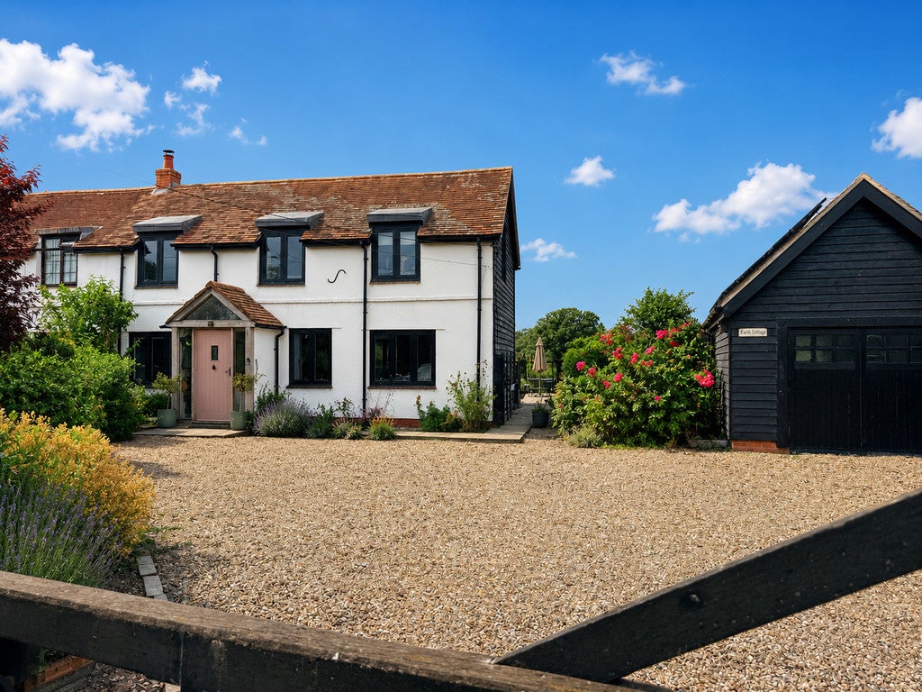 House Main Road in New Forest