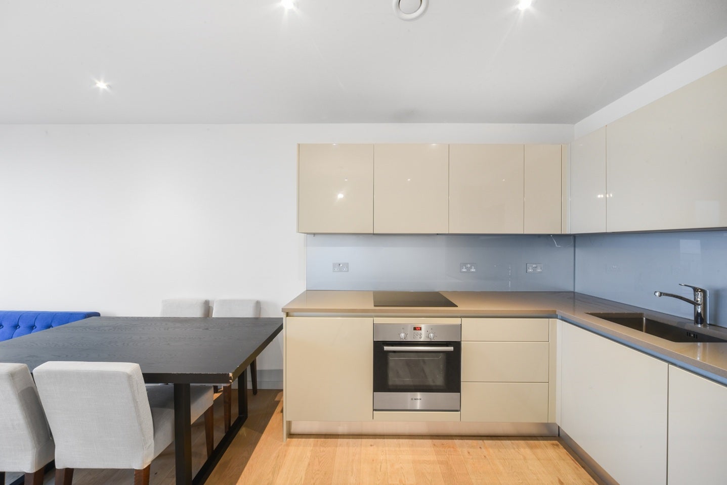 Flat St. Gabriel Walk in Greater London