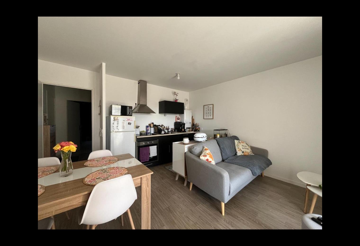 Flat Rue Du Docteur Wagner in Le Rheu