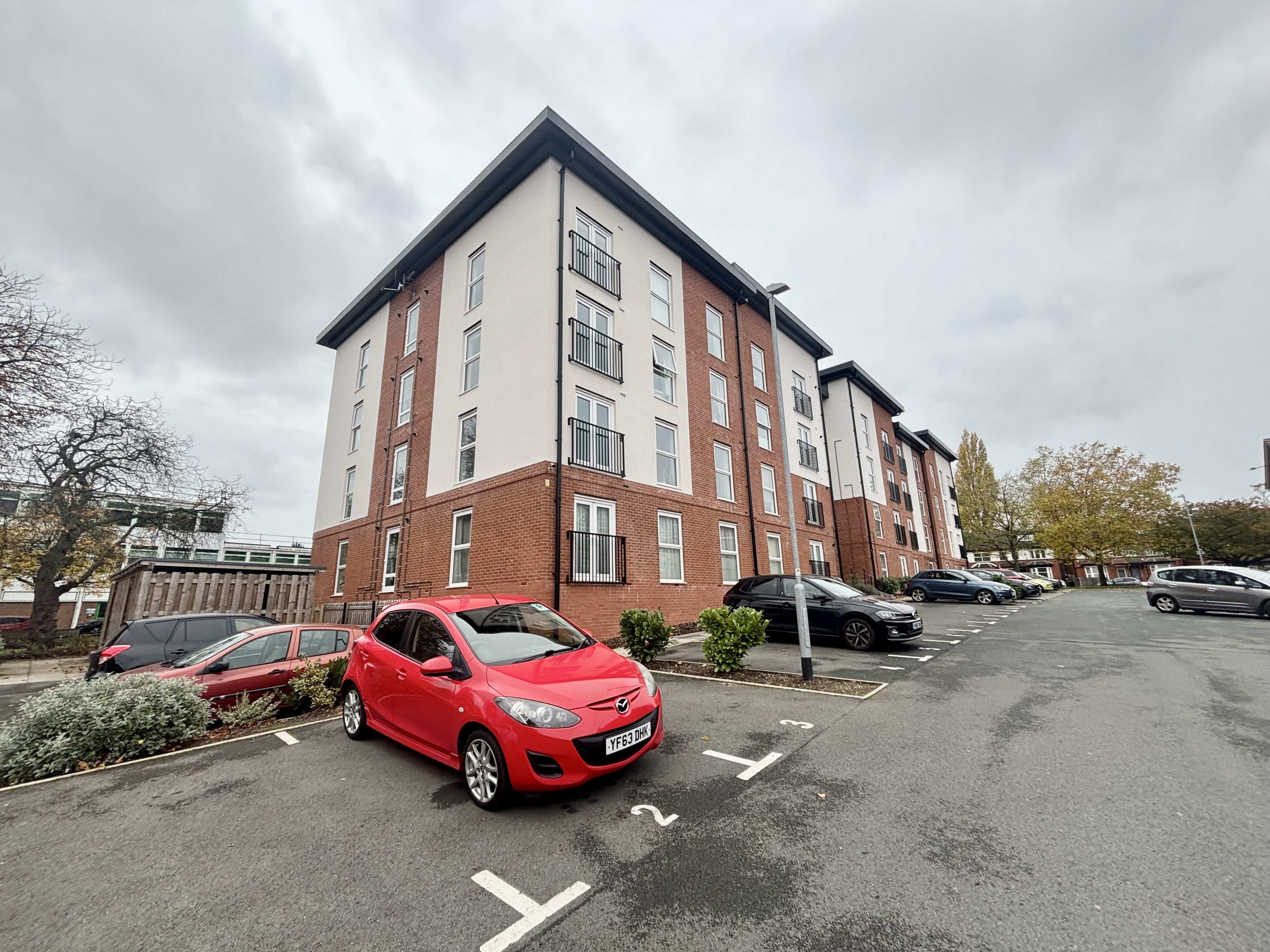 Flat Tanners Way in Birmingham