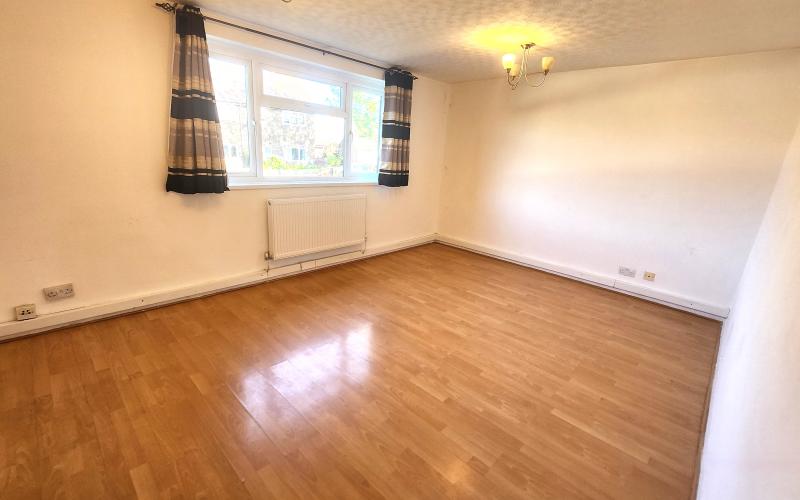 Flat Boarlands Close in Slough