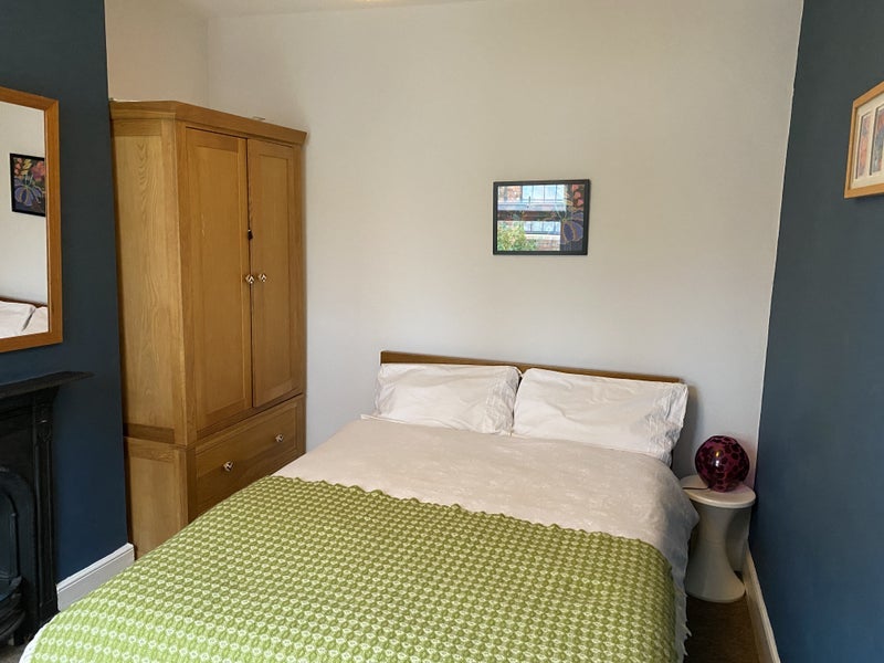Room Carlyle Road in Bristol