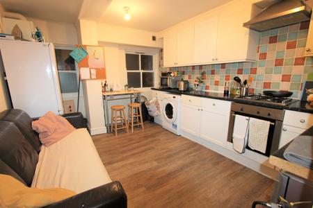 Flat George Street in Royal Leamington Spa
