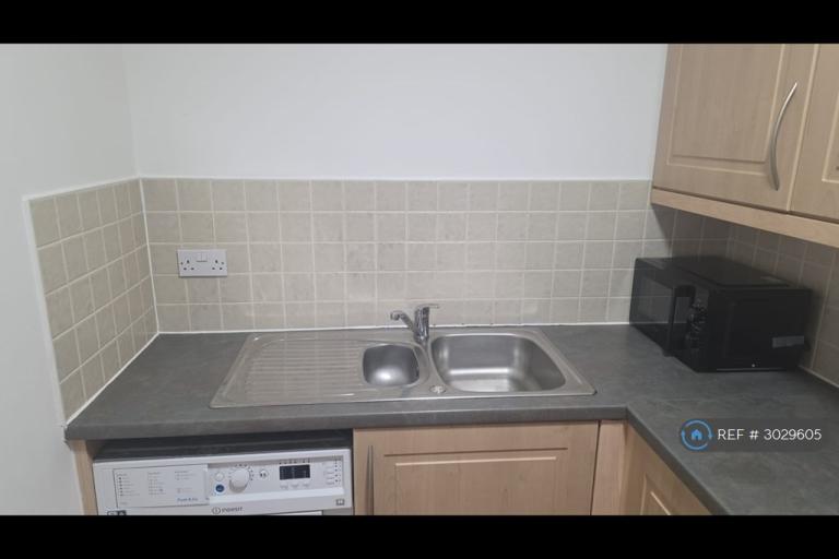 Flat Astley Brook Close in Bolton