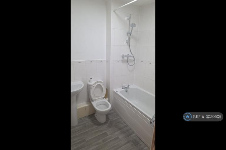 Flat Astley Brook Close in Bolton
