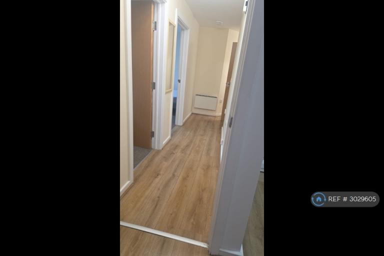 Flat Astley Brook Close in Bolton