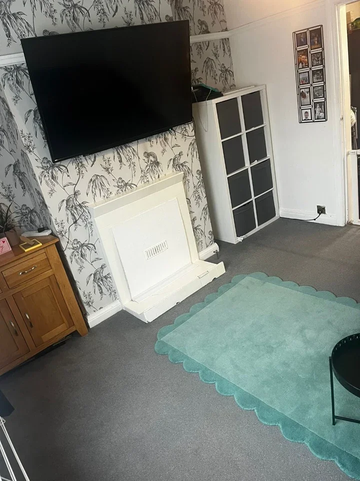 Room Charter Avenue in Coventry