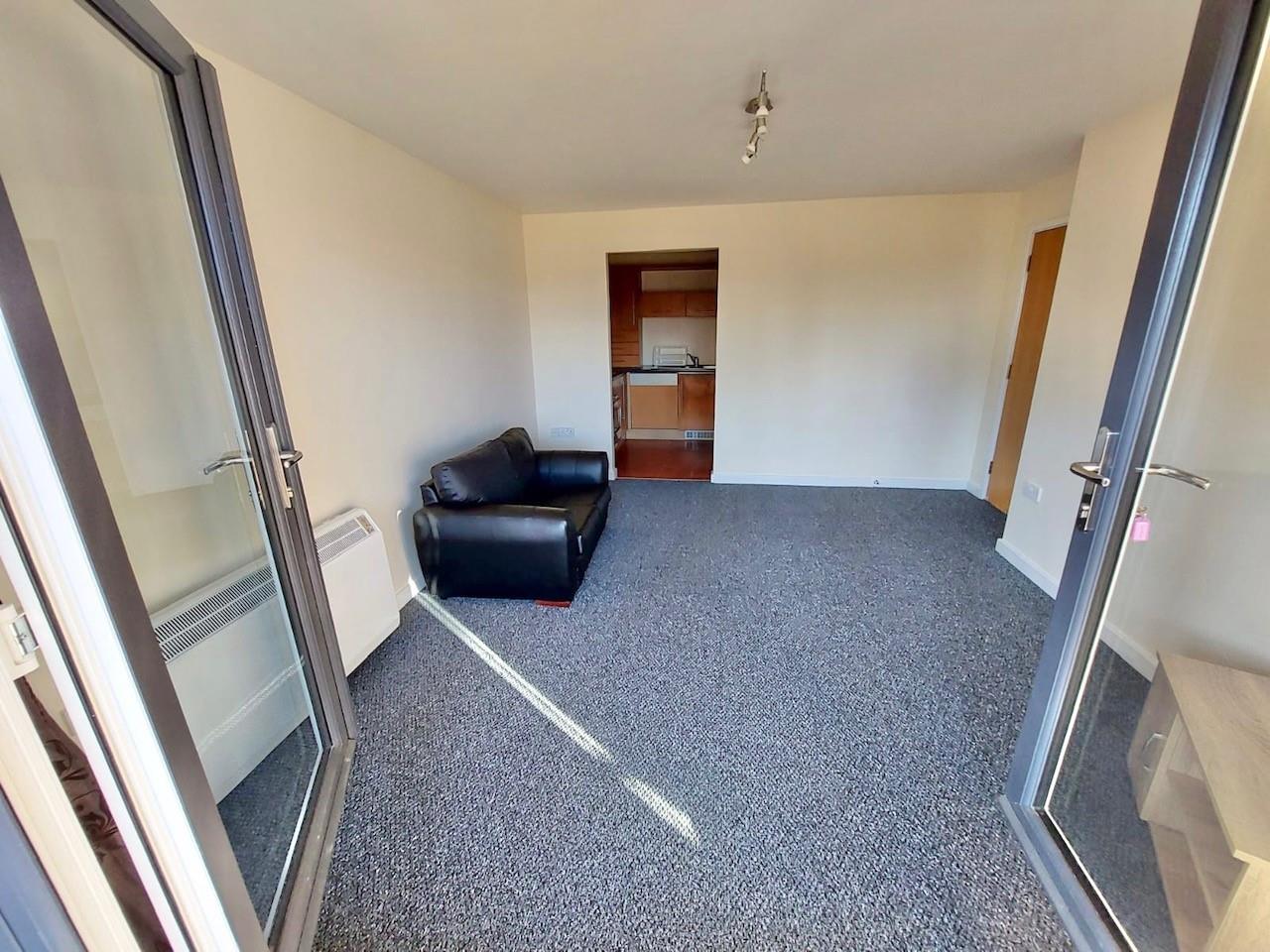 Flat Manor House Drive in Coventry