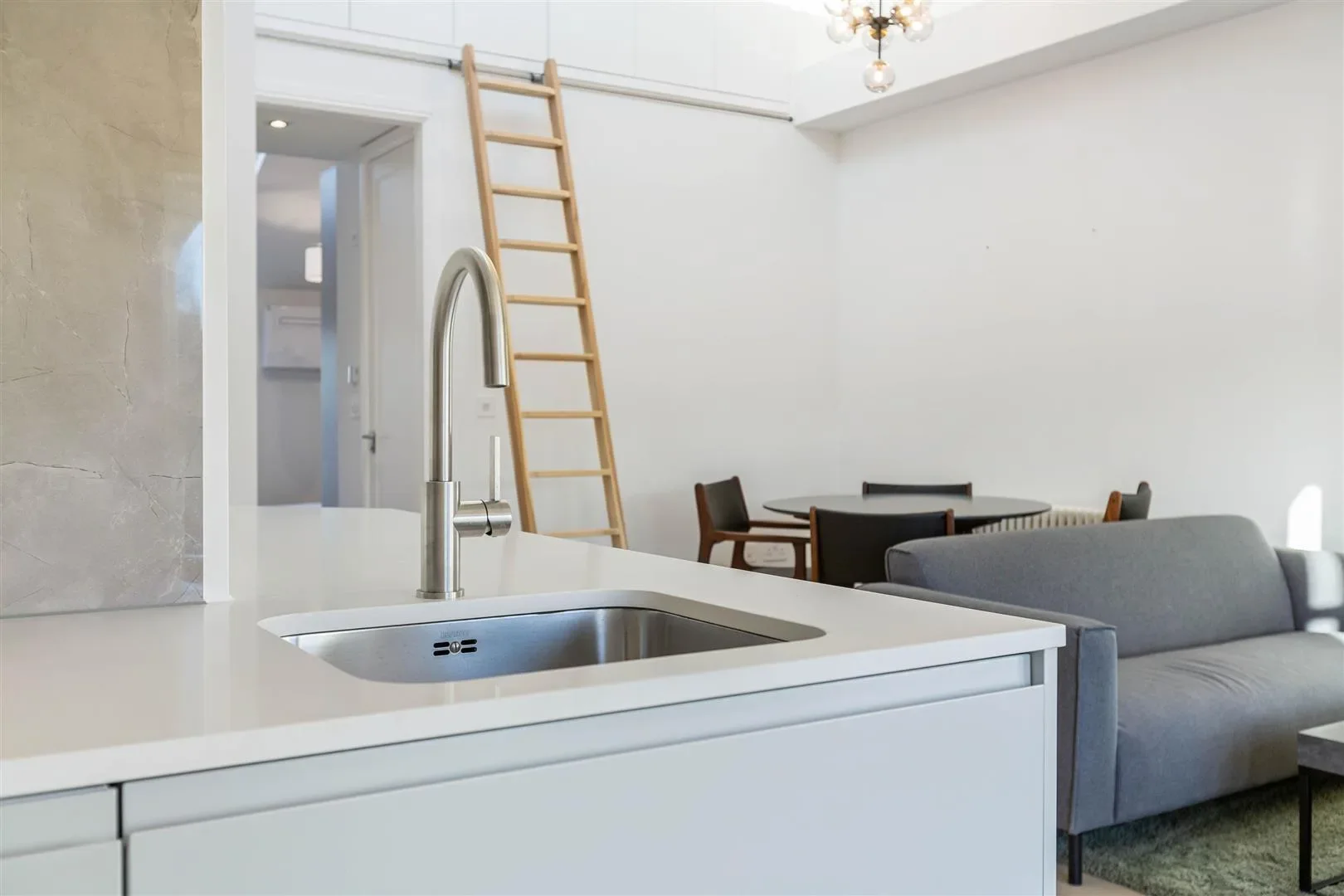 Flat Putney Hill in Greater London