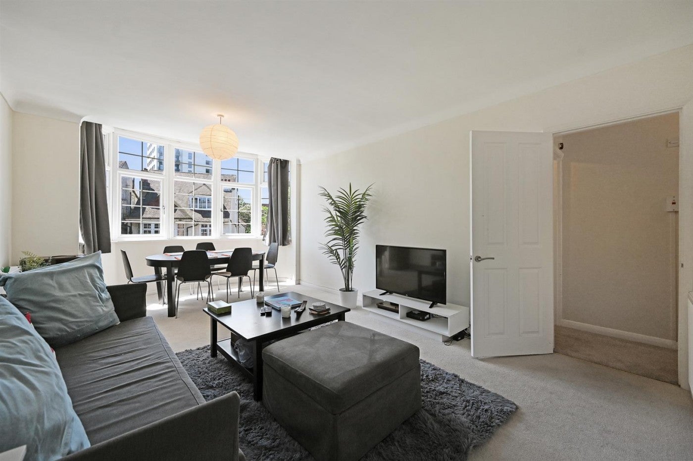 Flat Kingscroft Road in Greater London