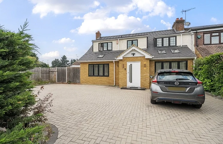 House Trumps Green Road in Borough of Runnymede