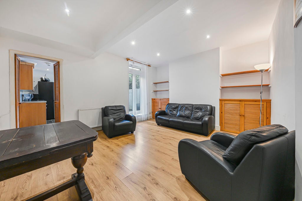 Flat Redcliffe Square in Greater London