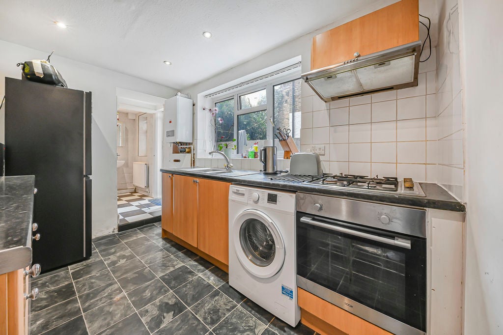 Flat Redcliffe Square in Greater London
