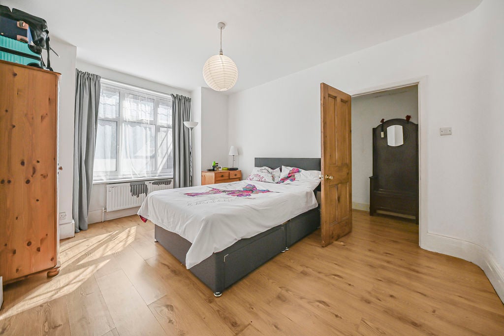 Flat Redcliffe Square in Greater London