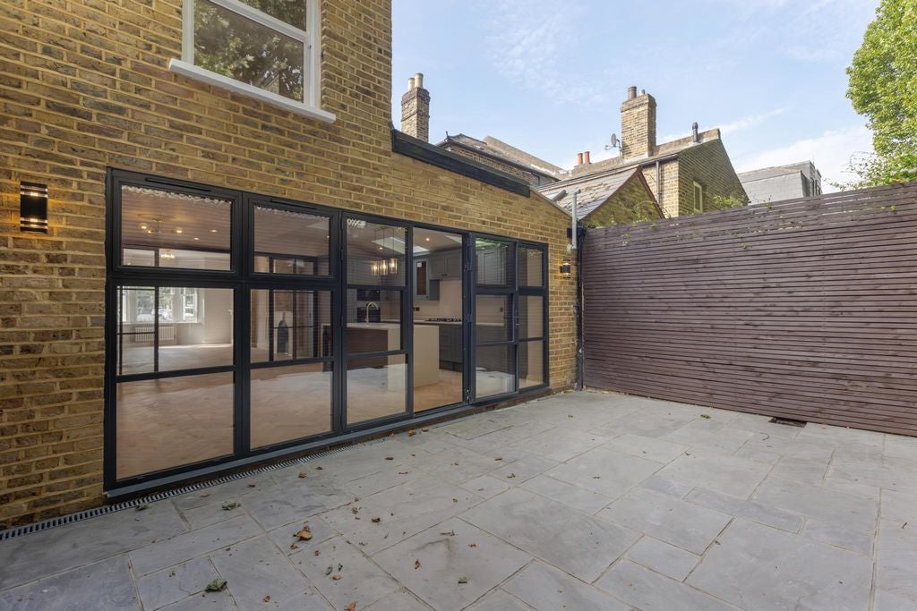 House Orbel Street in Greater London