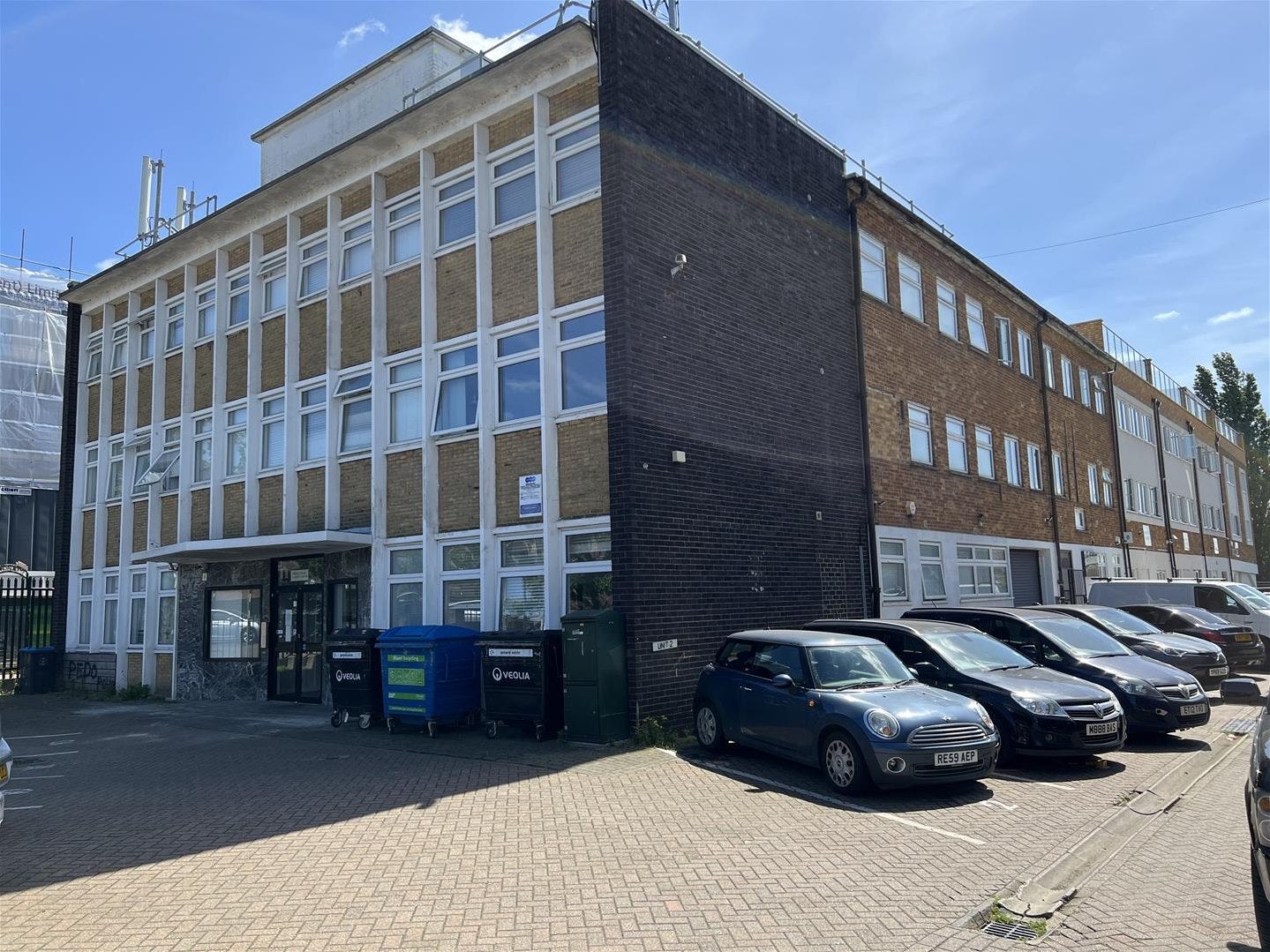 Flat Mount Pleasant in Greater London