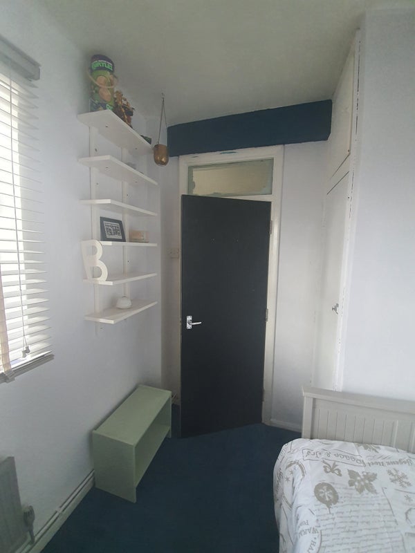Room Jackman Street in Greater London
