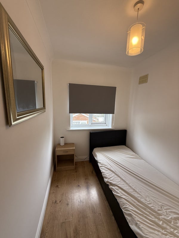 Room Vale Road in Windsor