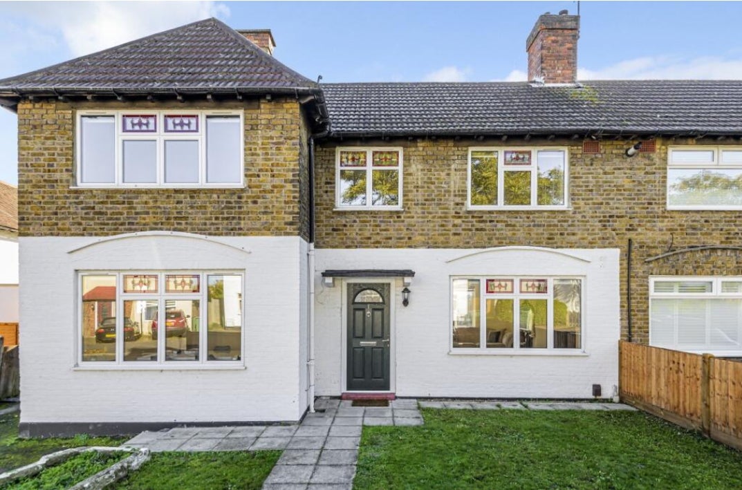 House Raymond Road in Greater London