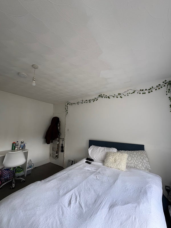 Room Filton Avenue in Bristol