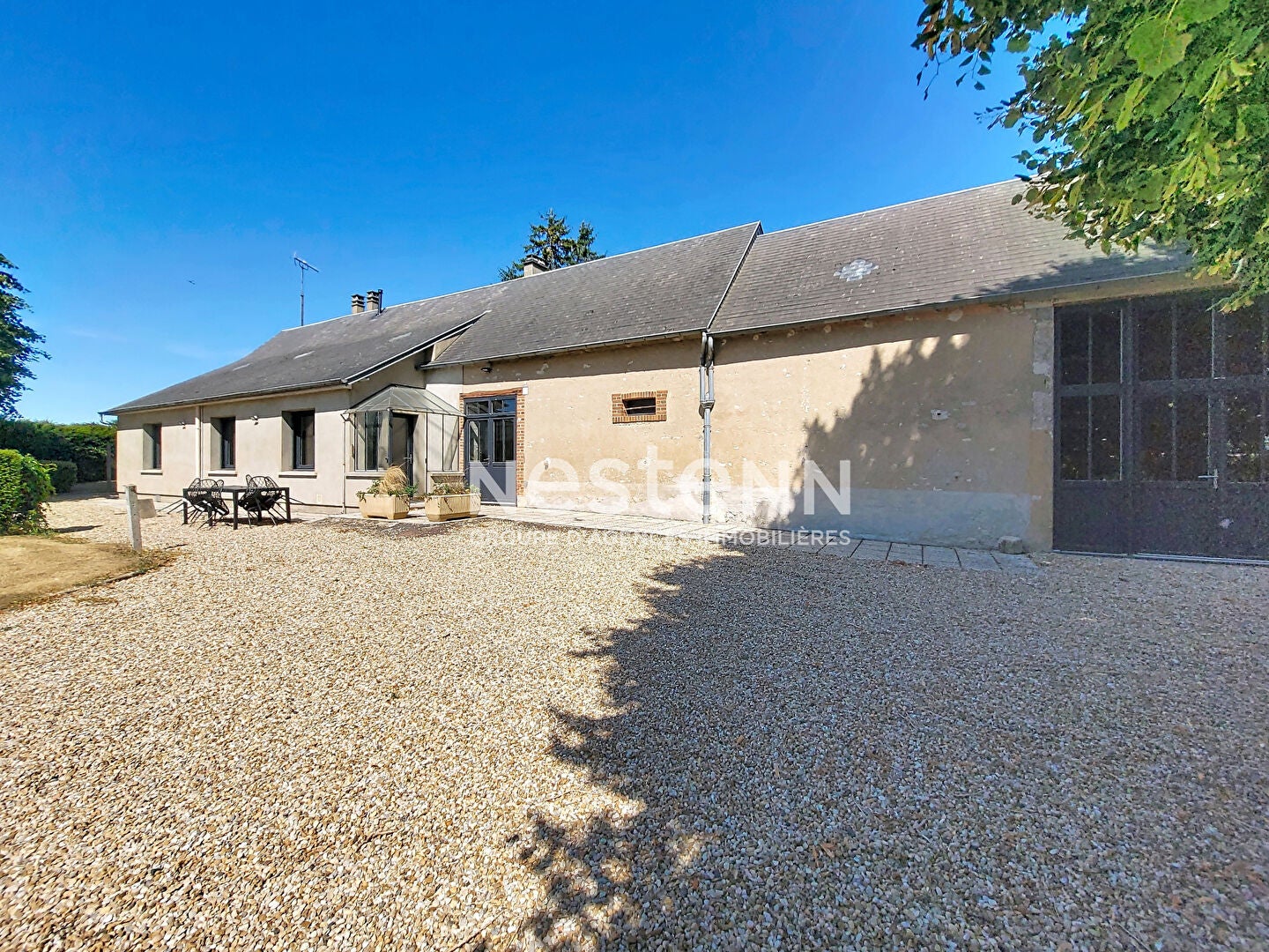 House Rue Nationale in Angerville
