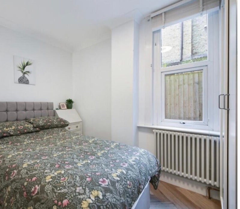 Room Burghill Road in Greater London