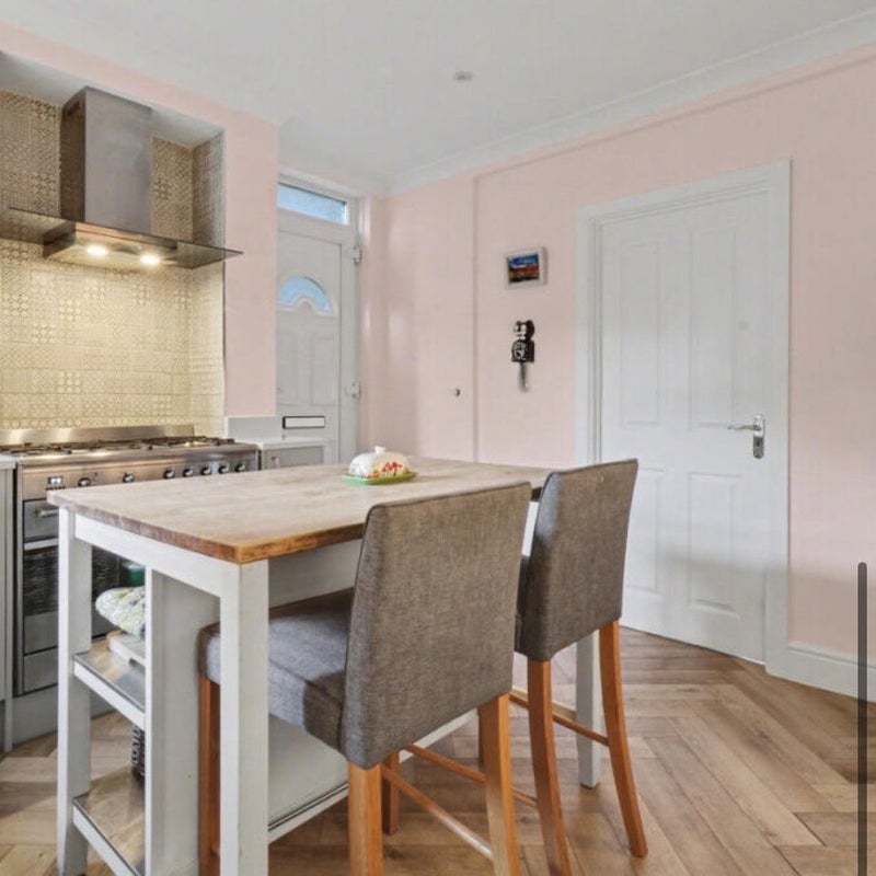 Room Burghill Road in Greater London