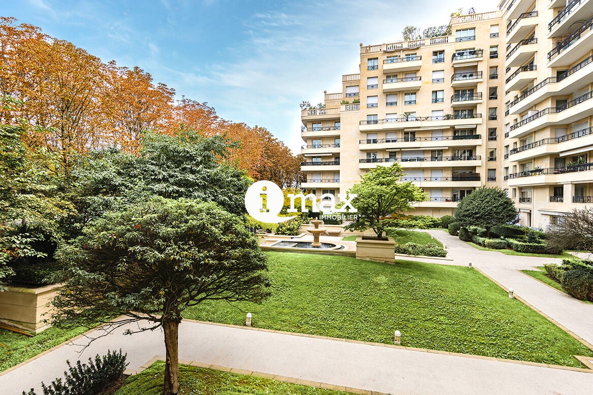 Appartement Rue Jacques Mazaud à Levallois-Perret