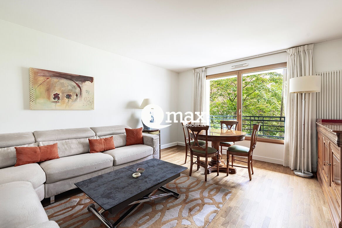Appartement Rue Jacques Mazaud à Levallois-Perret