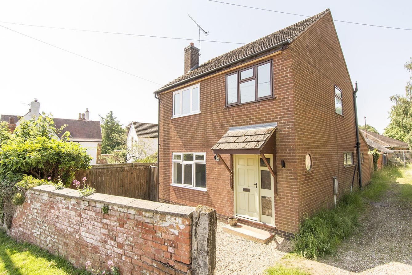 House Hillcrest Lane in Harborough