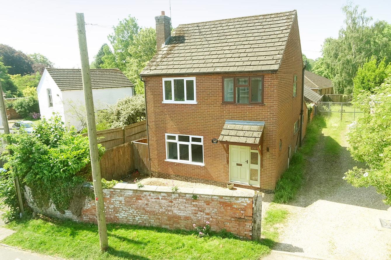 House Hillcrest Lane in Harborough