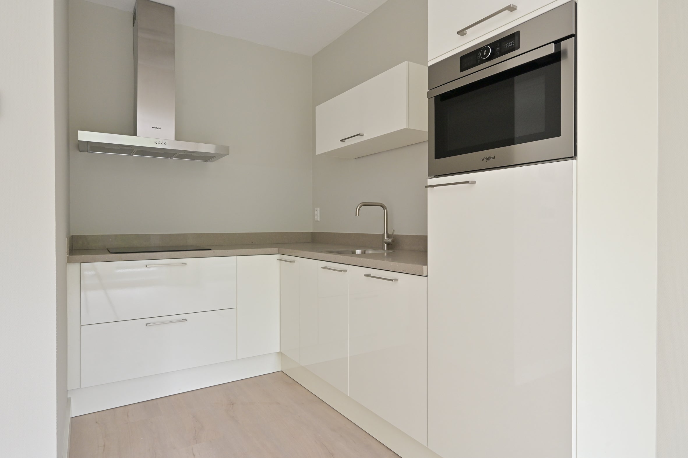 Appartement te huur: van Alphenstraat 62Y, Voorburg