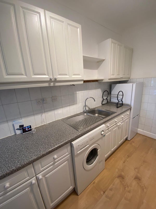 Flat Morrison Street in City of Edinburgh