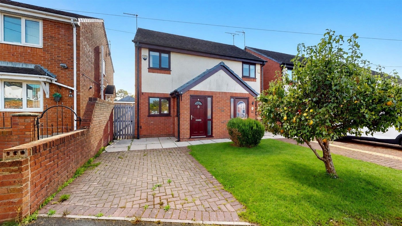 House Brookside Avenue in St Helens