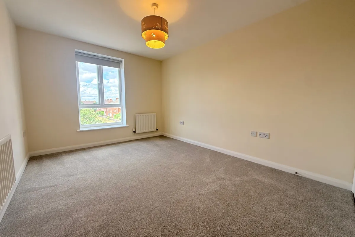 Flat Dragon Road in Welwyn Hatfield