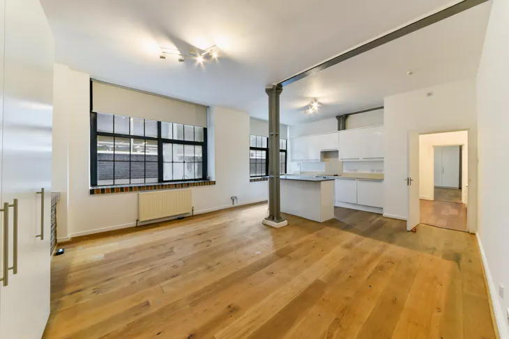 Flat Clerkenwell Road in Greater London