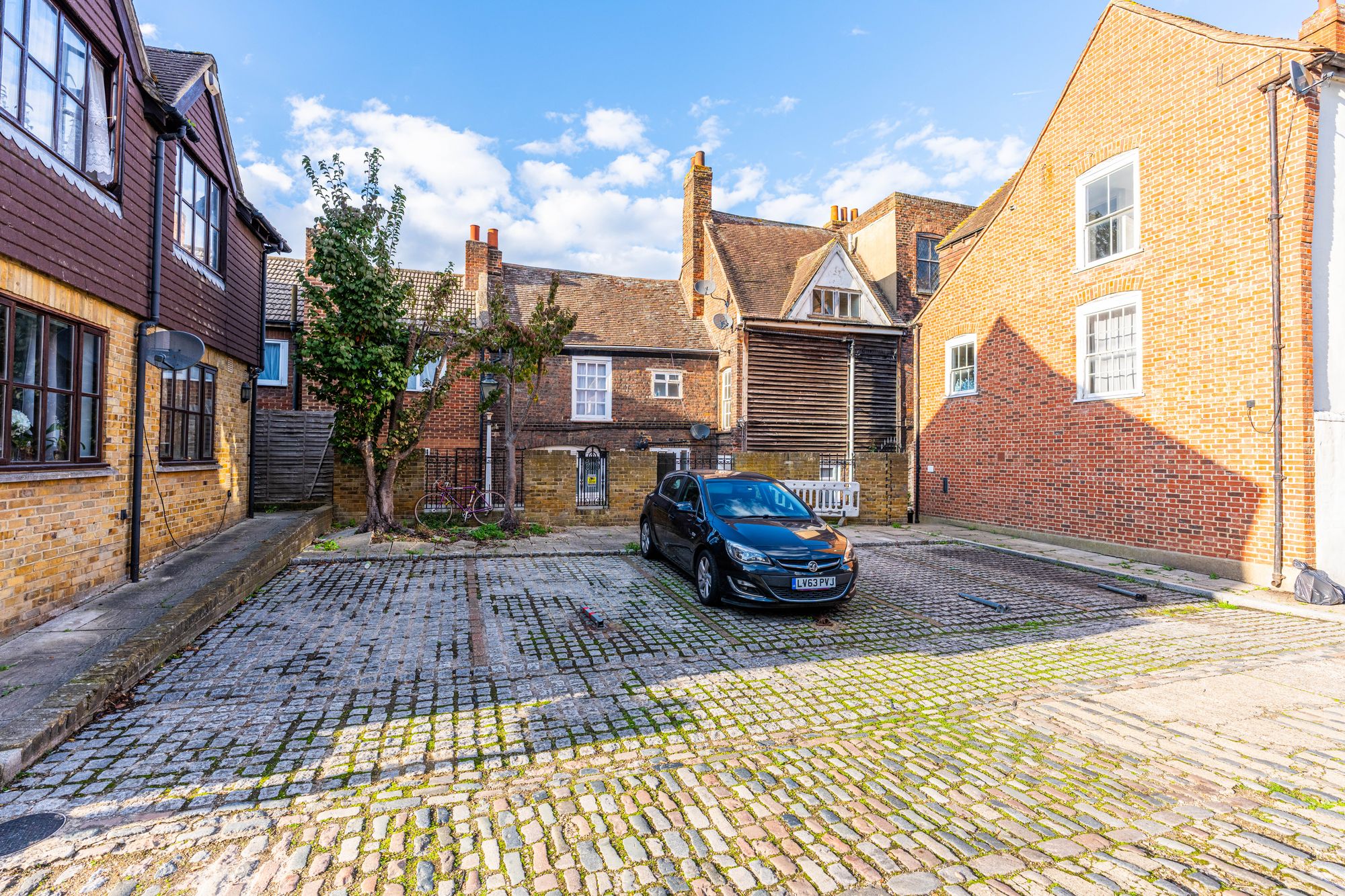 Flat High Street in West Oxfordshire