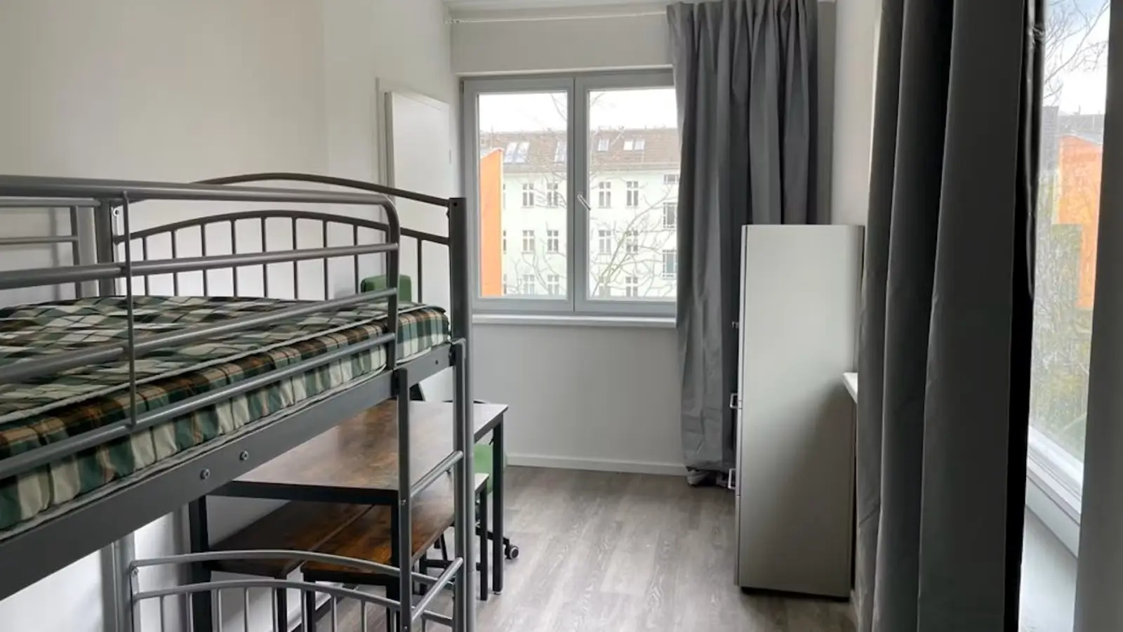 Zimmer Waldstraße in Berlin