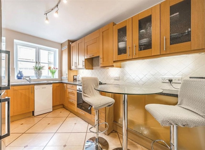 Flat Marylebone Street in City of Westminster