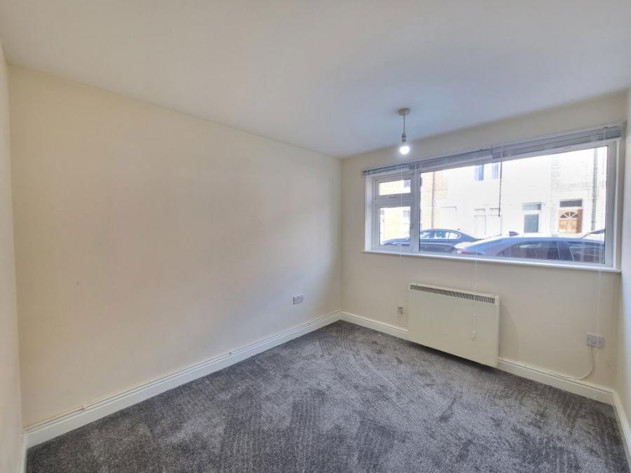 Flat Livingstone Street in Leicester