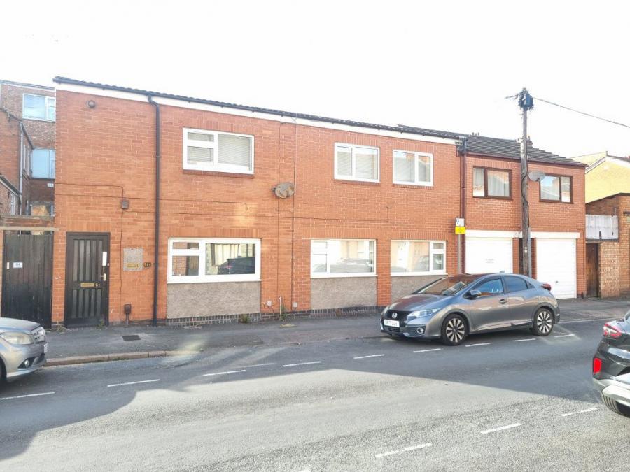 Flat Livingstone Street in Leicester
