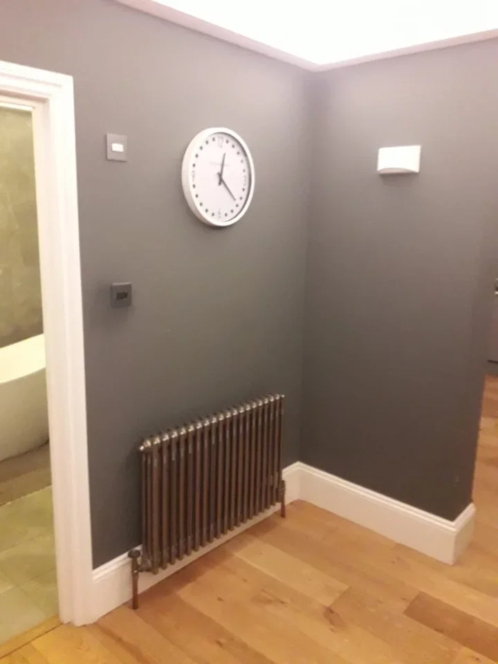 Room Rowhill Road in Greater London