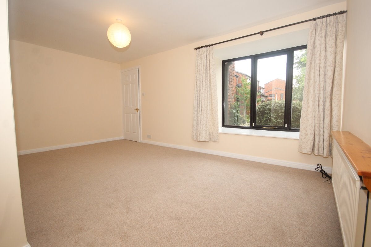 House Foxwist Close in Chester